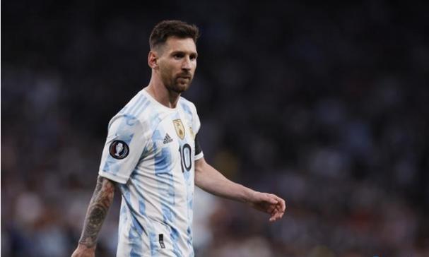 韩安冉透露三胎引产因全麻手术，曾在二胎女儿8个月后怀上双胞胎